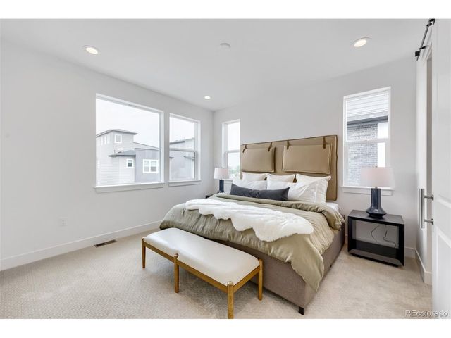 11002 E Hinsdale Cir, Centennial, CO 80112