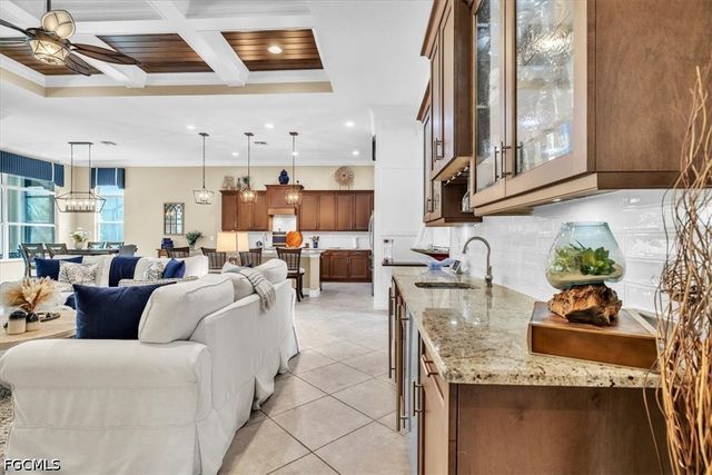 13741 Woodhaven CIR, Fort Myers, FL 33905