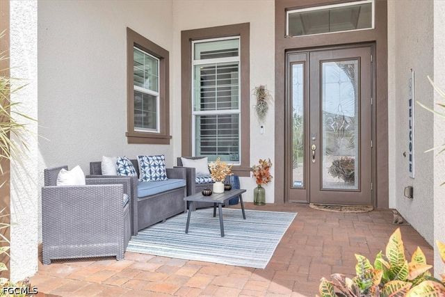 13741 Woodhaven CIR, Fort Myers, FL 33905