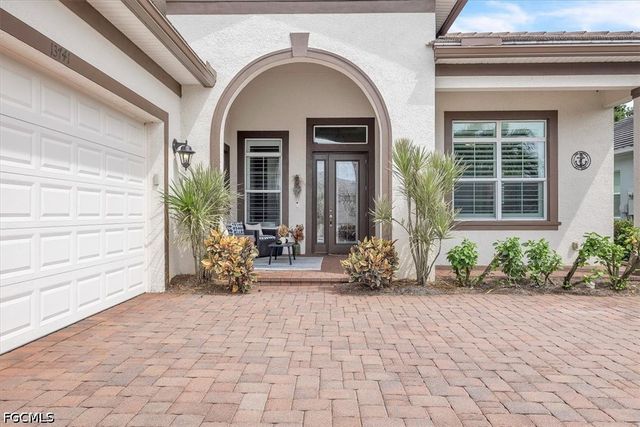 13741 Woodhaven CIR, Fort Myers, FL 33905
