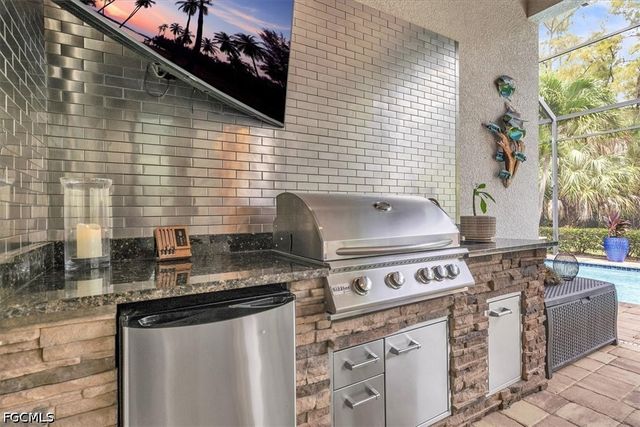 13741 Woodhaven CIR, Fort Myers, FL 33905