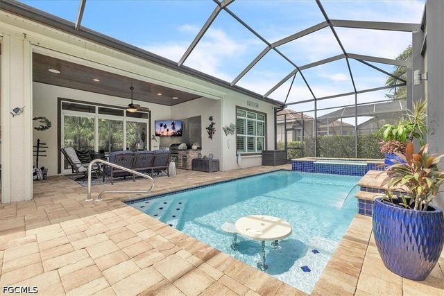 13741 Woodhaven CIR, Fort Myers, FL 33905