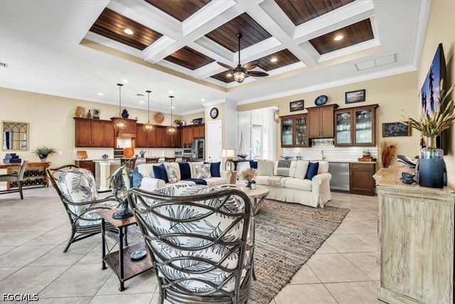 13741 Woodhaven CIR, Fort Myers, FL 33905