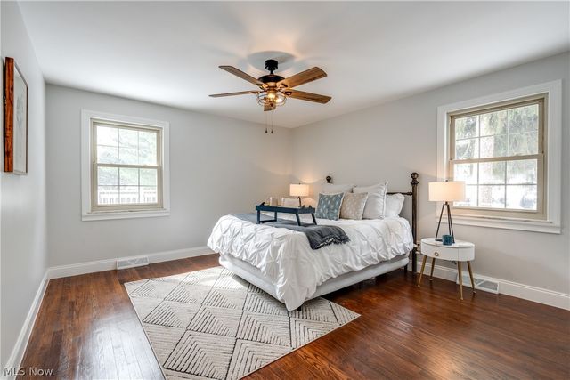 30009 Ednil Drive, Bay Village, OH 44140