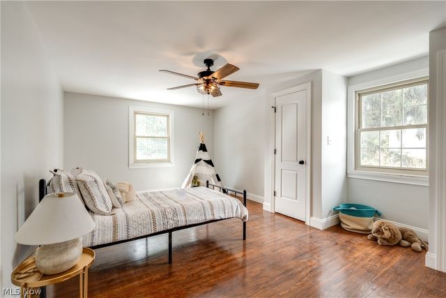 30009 Ednil Drive, Bay Village, OH 44140