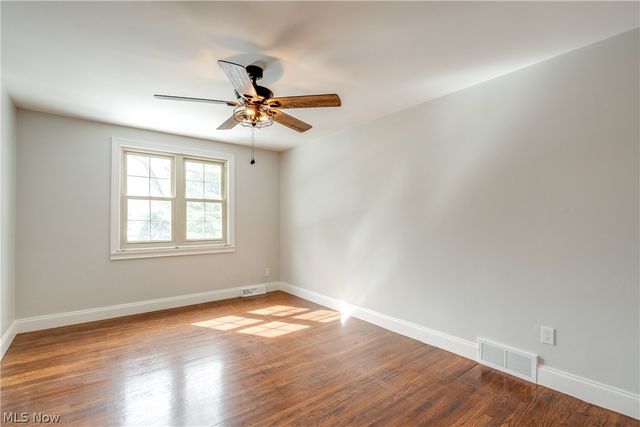 30009 Ednil Drive, Bay Village, OH 44140