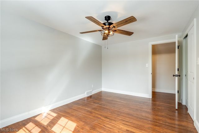 30009 Ednil Drive, Bay Village, OH 44140