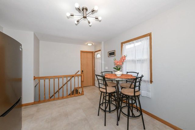 2207 Hamilton AVENUE, Racine, WI 53403