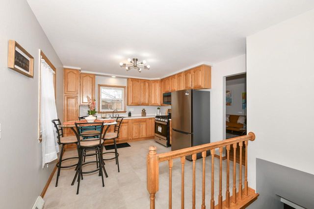 2207 Hamilton AVENUE, Racine, WI 53403