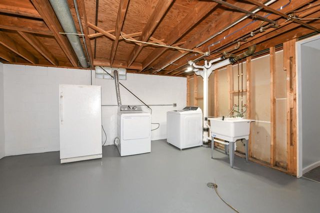 2207 Hamilton AVENUE, Racine, WI 53403