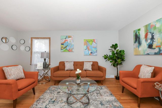 2207 Hamilton AVENUE, Racine, WI 53403