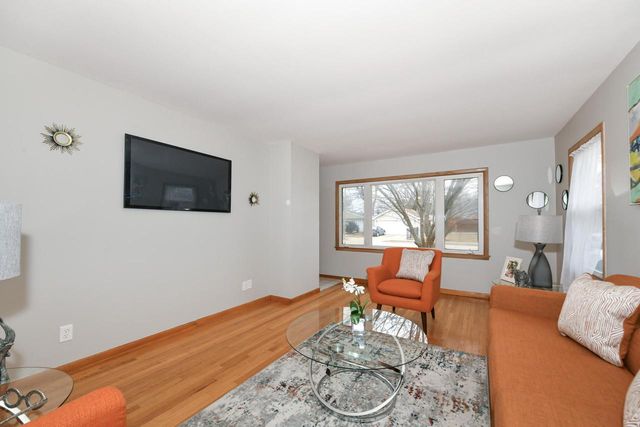 2207 Hamilton AVENUE, Racine, WI 53403