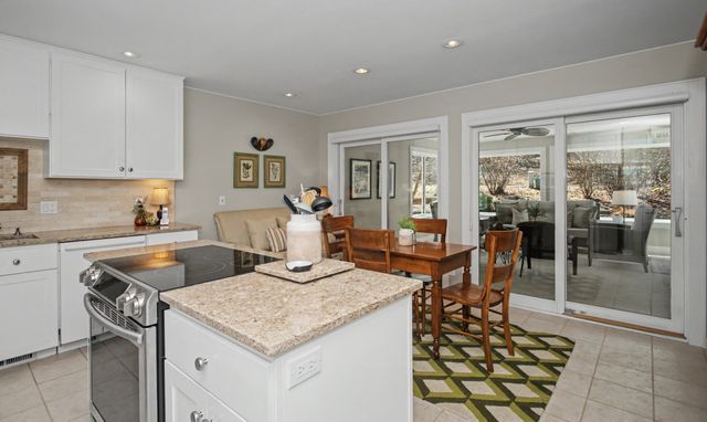 4231 Stone Brooke Road, Ames, IA 50010