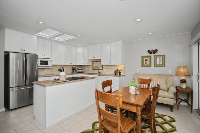 4231 Stone Brooke Road, Ames, IA 50010