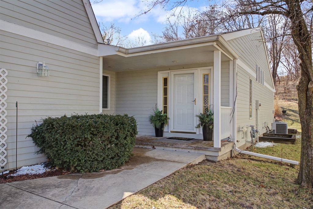 4231 Stone Brooke Road, Ames, IA 50010