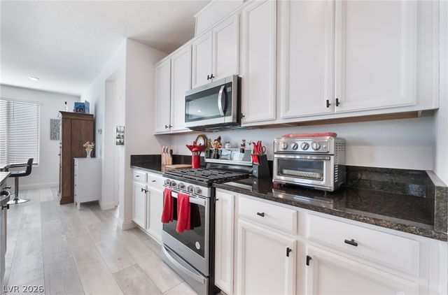 2125 Millergrove Avenue, North Las Vegas, NV 89086