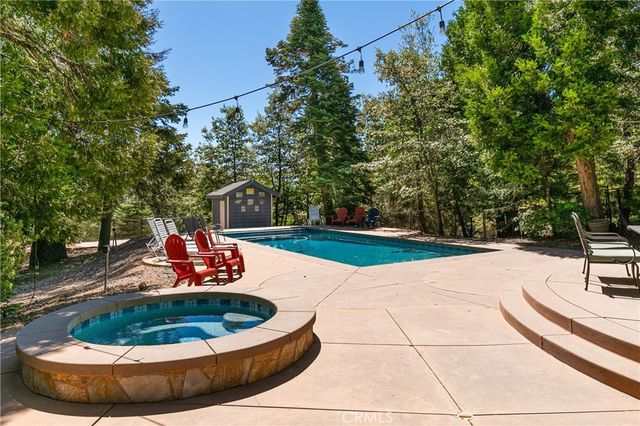 26125 Augusta Drive, Lake Arrowhead, CA 92352