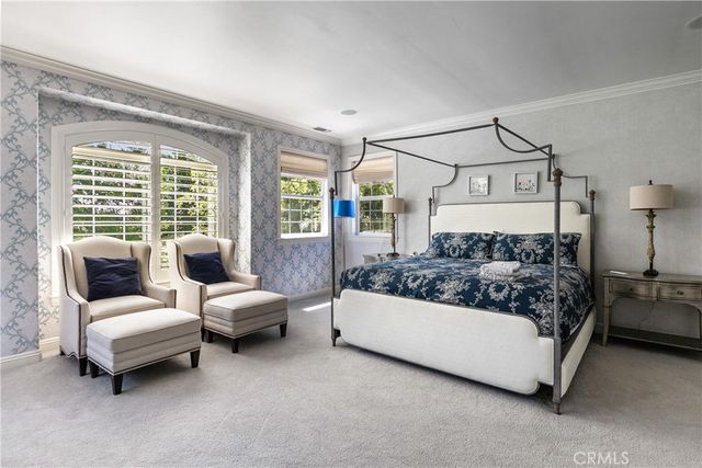 26125 Augusta Drive, Lake Arrowhead, CA 92352