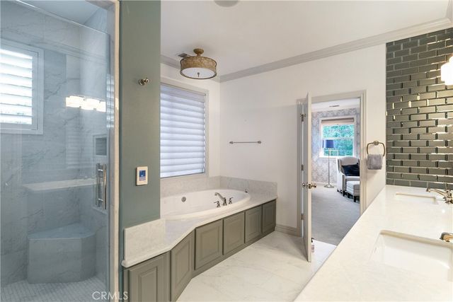 26125 Augusta Drive, Lake Arrowhead, CA 92352