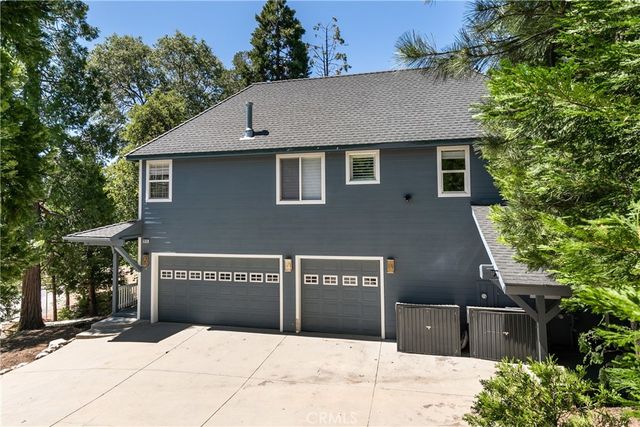 26125 Augusta Drive, Lake Arrowhead, CA 92352