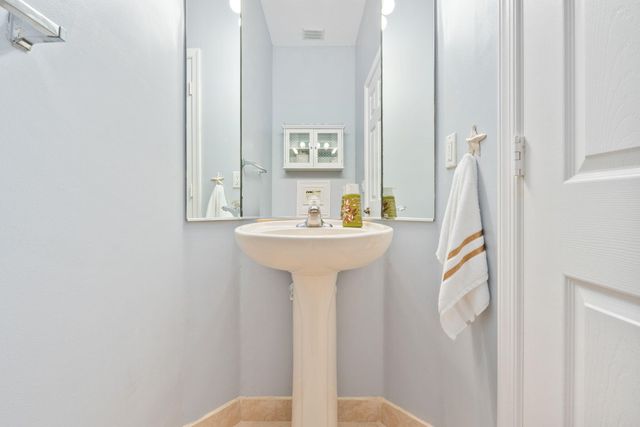 602 Mariner Bay Boulevard, Fort Pierce, FL 34949