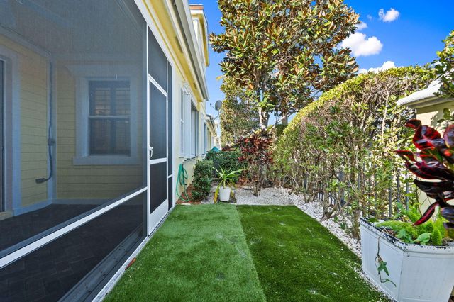 602 Mariner Bay Boulevard, Fort Pierce, FL 34949