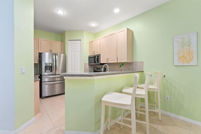 602 Mariner Bay Boulevard, Fort Pierce, FL 34949