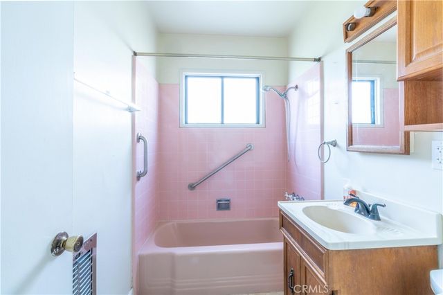 909 Garnet, Redondo Beach, CA 90277