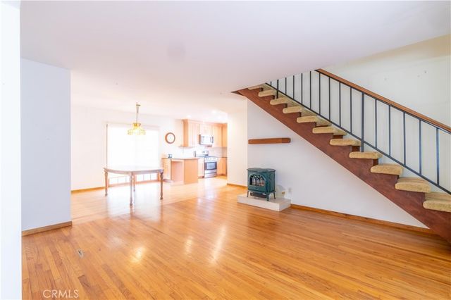 909 Garnet, Redondo Beach, CA 90277
