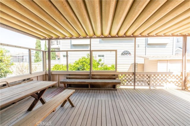 909 Garnet, Redondo Beach, CA 90277