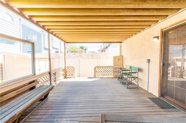 909 Garnet, Redondo Beach, CA 90277