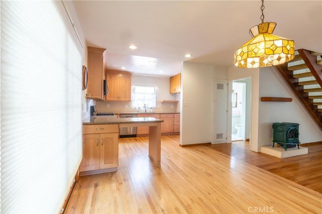 909 Garnet, Redondo Beach, CA 90277