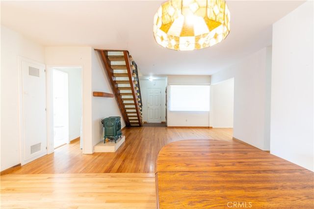 909 Garnet, Redondo Beach, CA 90277