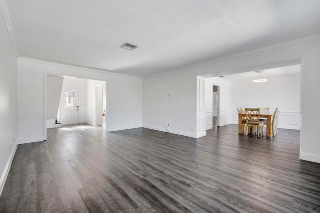 1384 Northampton Terrace, Wellington, FL 33414