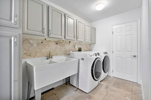 1384 Northampton Terrace, Wellington, FL 33414