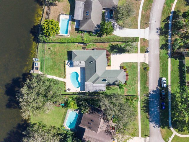 1384 Northampton Terrace, Wellington, FL 33414