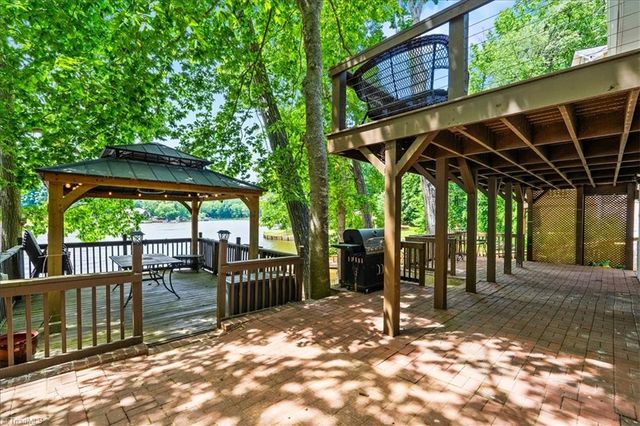 718 Lake Drive 9, Lexington, NC 27292