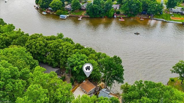 718 Lake Drive 9, Lexington, NC 27292