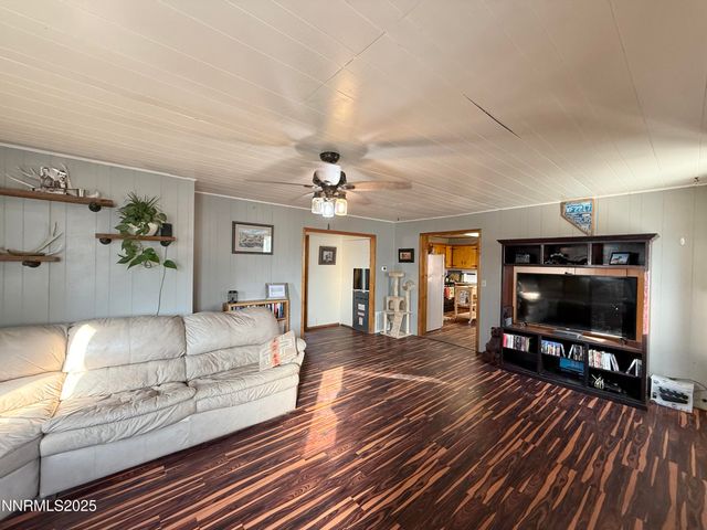 195 Pleasant Hill Drive, Battle Mountain, NV 89820