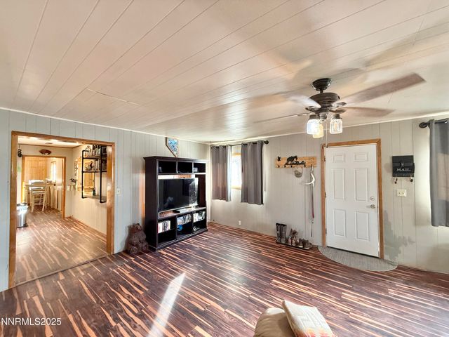 195 Pleasant Hill Drive, Battle Mountain, NV 89820