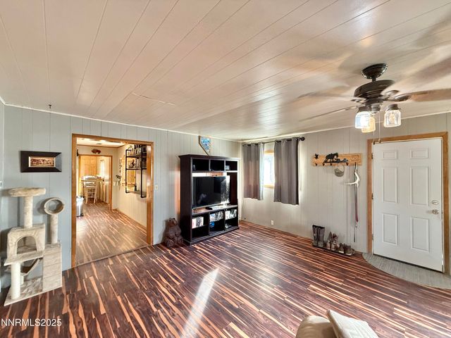 195 Pleasant Hill Drive, Battle Mountain, NV 89820