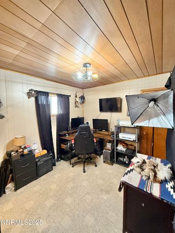 195 Pleasant Hill Drive, Battle Mountain, NV 89820