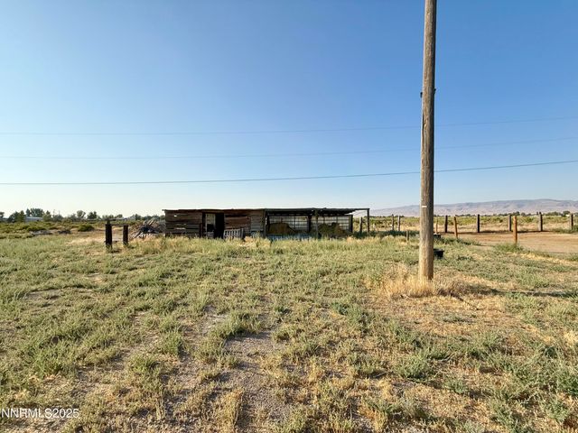 195 Pleasant Hill Drive, Battle Mountain, NV 89820