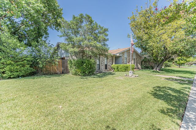 4501 Freeport Drive, Garland, TX 75043