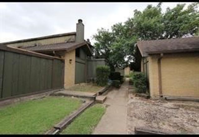 4632 Country Creek Drive 1222, Dallas, TX 75236
