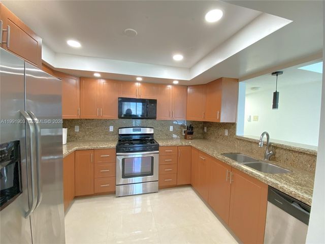 2030 S Ocean Dr 821, Hallandale Beach, FL 33009