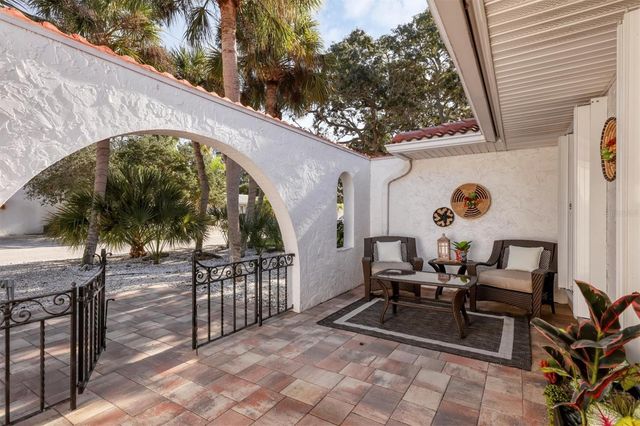 726 BIRDSONG LANE, Sarasota, FL 34242