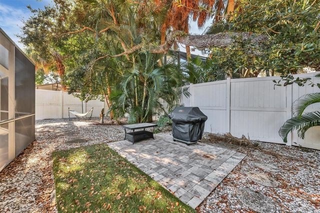 726 BIRDSONG LANE, Sarasota, FL 34242