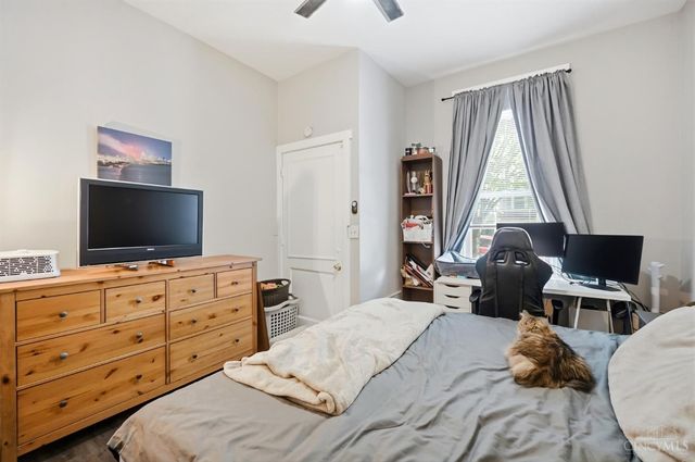 2149 W Clifton Avenue, Cincinnati, OH 45219