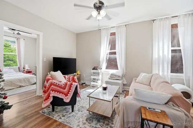 2149 W Clifton Avenue, Cincinnati, OH 45219
